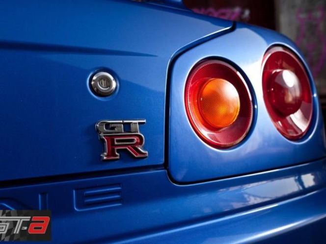 Nissan Skyline GT-R R34 Paula Walkera