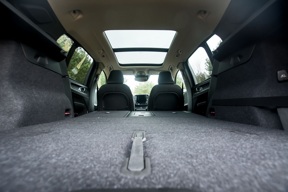 Volvo XC40 D4 AWD AT8 Momentum