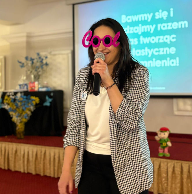 Świat Niebieskich Motyli w Starachowicach. Jak IV Ogólnopolska Konferencja zmienia rzeczywistość osób w spektrum autyzmu