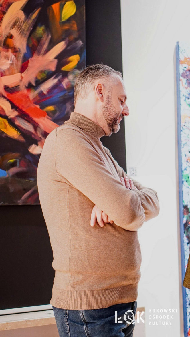 Wystawa w ŁOK "Okna na światy" Dariusza Skiermunta