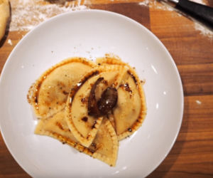 Pierogi z wołowiną i kaczką na ostro albo z kokosowym indykiem