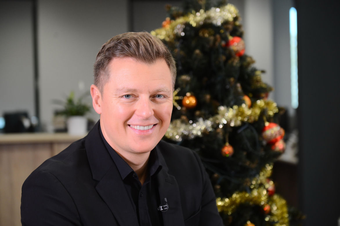 Rafał Brzozowski. Polskie kolędy są najpiękniejsze