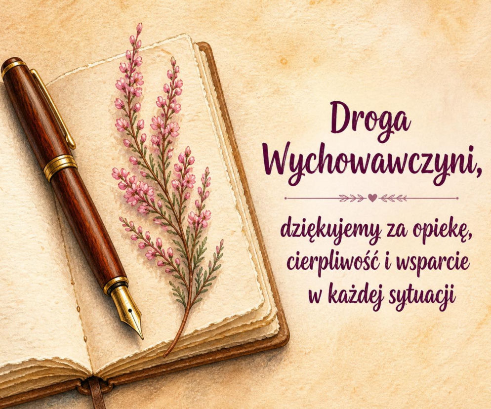 Pióro wieczne i gałązka wrzosu na notatniku z podziękowaniami dla wychowawczyni. O życzeniach przeczytasz na Eska2.
