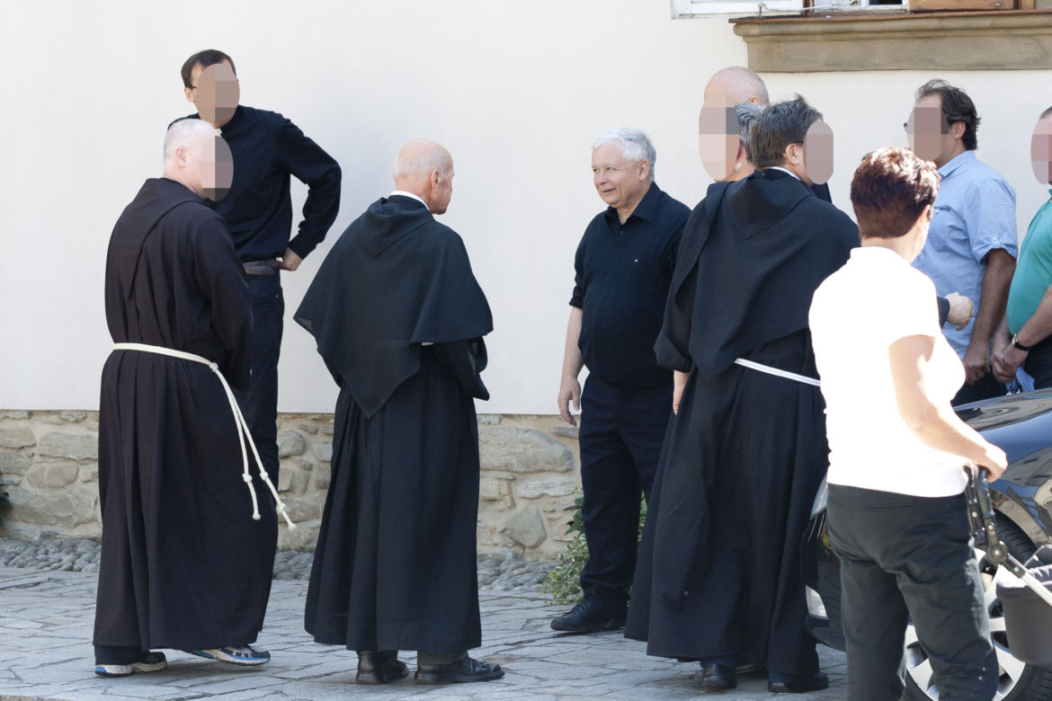 Prezes jedzie na urlop, a potem na operację