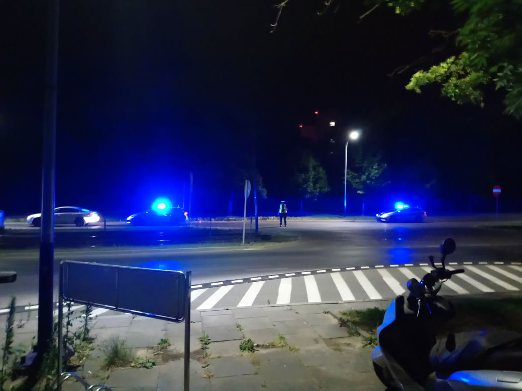 Koszmarny wypadek w Krakowie. Wbiegł wprost pod BMW, zginął na miejscu