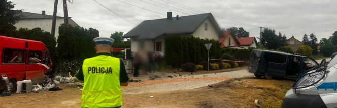 Zderzenie busów na skrzyżowaniu. Wielu poszkodowanych