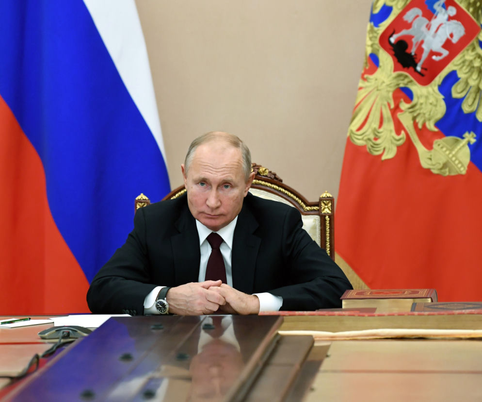 Putin ma Parkinsona? Odda władzę w styczniu. Szokujące plotki