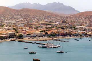 Rajska wyspa niebezpieczna dla turystów? Rośnie liczba zakażeń groźną chorobą wśród Europejczyków