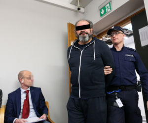 Hoss udawał kobiety