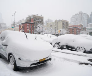 Wielka śnieżyca w Nowym Jorku! Zabronili podróży. Zobacz zdjęcia