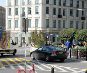 Zwężone ulice na placu zbawiciela