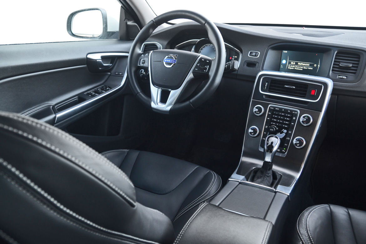 Volvo S60 T5