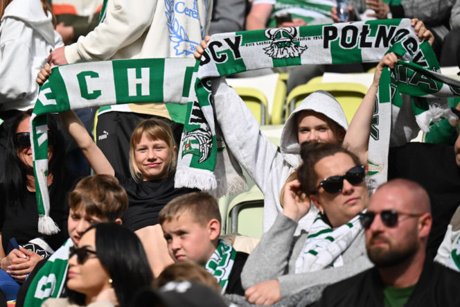 Lechia Gdańsk - Legia Warszawa: Zdjęcia kibiców z meczu 33. kolejki PKO BP Ekstraklasy