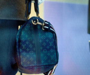 Jak powstało imperium Louis Vuitton, Moët i Hennessy? ARTE.tv pokazuje od środka historię LVMH