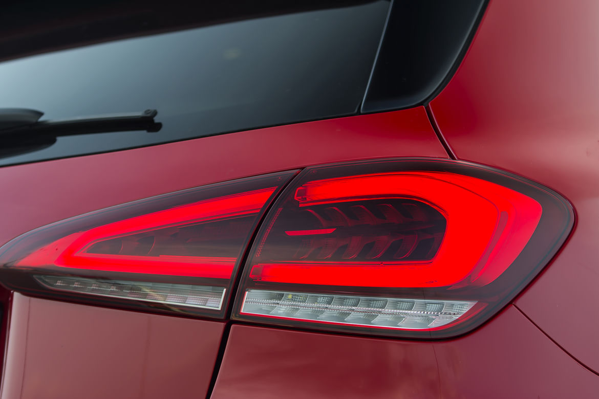 Mercedes-Benz A200 AMG Line