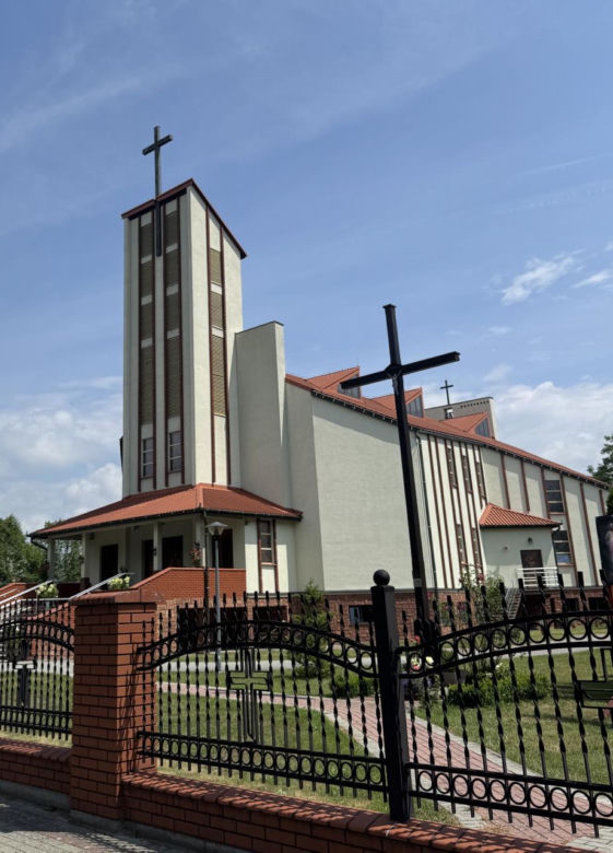 Tuż po 27-urodzinach na Łukasza spadł samolot. Przejmujący widok na grobie żołnierza. "Dumnie służyłeś Ojczyźnie"