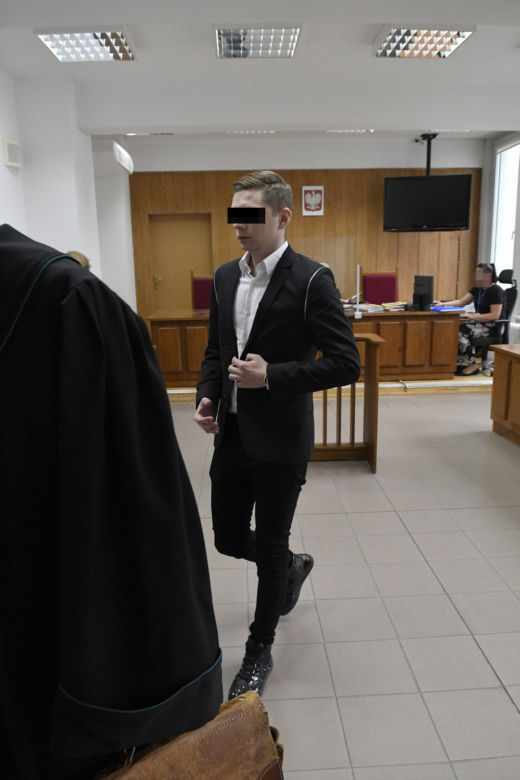 Kolejna rozprawa Patryka D. Pędził białym porsche po Marszałkowskiej. Inwalida zginął na miejscu