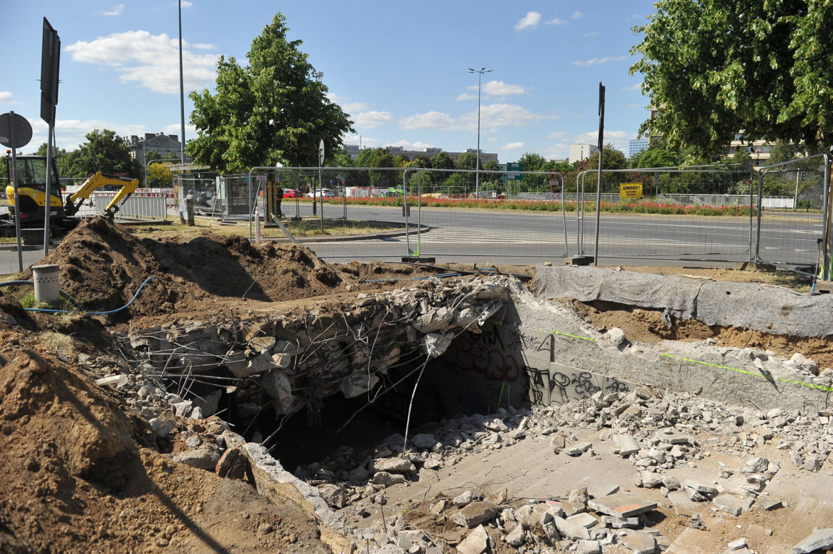Rusza burzenie schodów! Wielkie zmiany na placu Na Rozdrożu