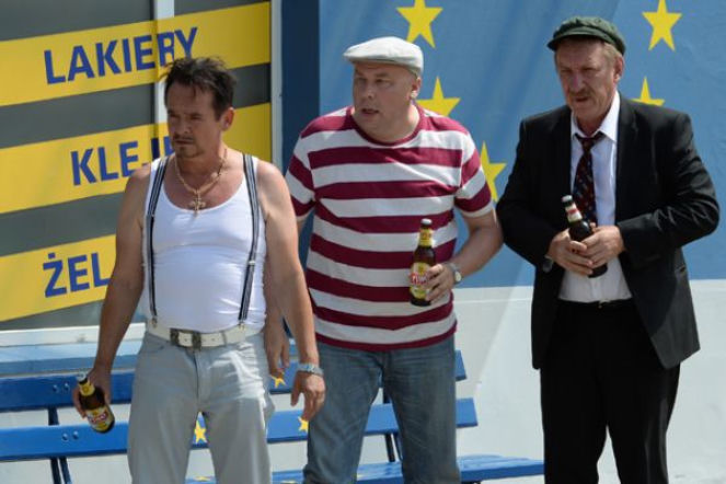Ranczo 9 sezon. Pietrek (Piotr Pręgowski), Hadziuk (Bogdan Kalus), Solejuk (Sylwester Maciejewski)