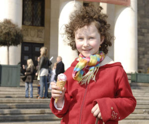 Pamiętacie rezolutną Jadzię z Dużych dzieci? Dziś dziecięca gwiazda ma już 25 lat