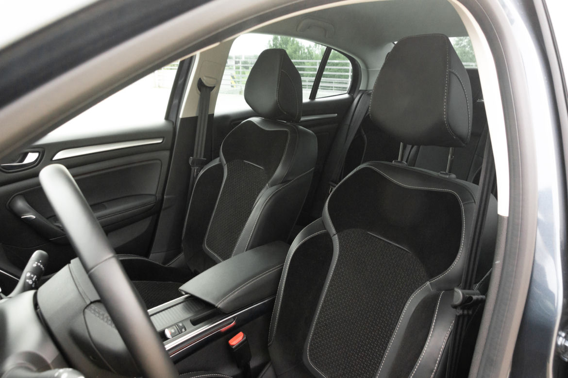 Renault Megane GrandCoupe 1.3 TCe 140 FAP Intens