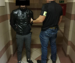Gang nożowników za kratami ! Trzech Gruzinów grasowało na Pradze