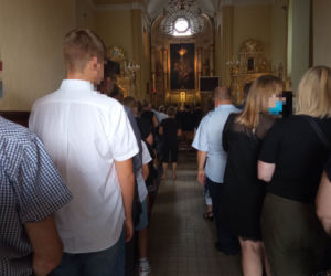 Pogrzeb ofiar wypadku w Elżbietowie. Zosia i jej mama Małgorzata L. wyruszą w ostatnią drogę