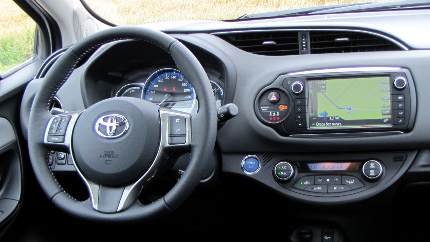 Toyota Yaris FL
