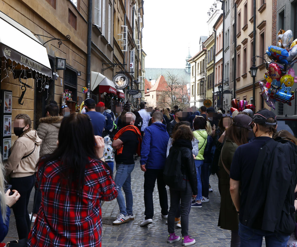  Fiesta na ulicach Warszawy mimo lockdownu