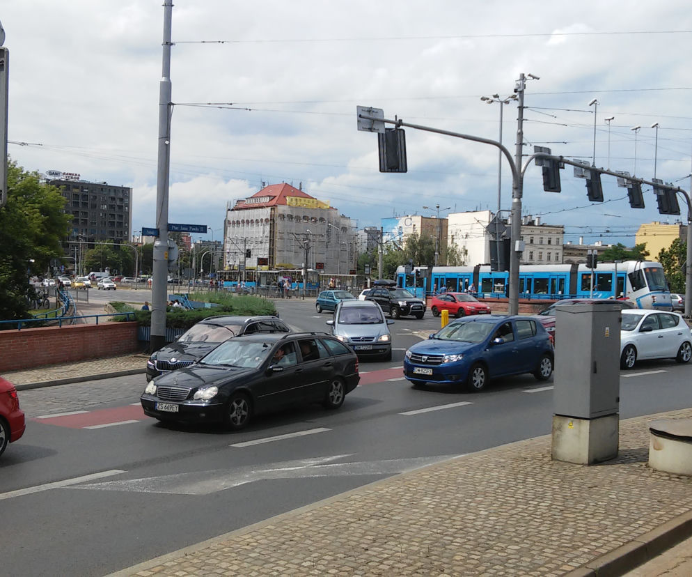 Hałas generują przede wszystkim samochody i tramwaje