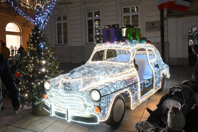 Świąteczna iluminacja 2025/2026 w Warszawie