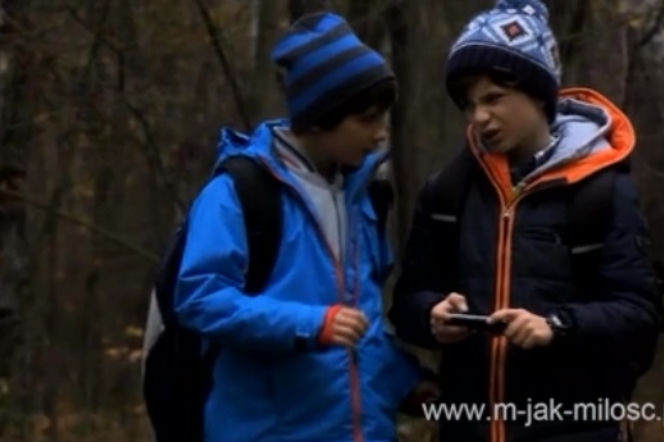 M jak miłość. Antek (Jakub Jankiewicz), Mateusz (Krystian Domagała)