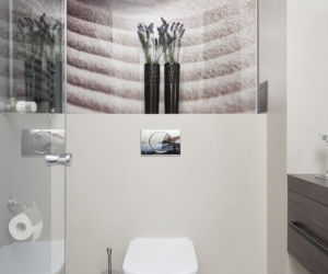 Zdjęcie na ścianie łazienki