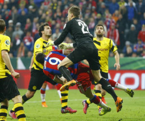 Robert Lewandowski kontuzjowany. Kiedyś przeżył gorsze starcie