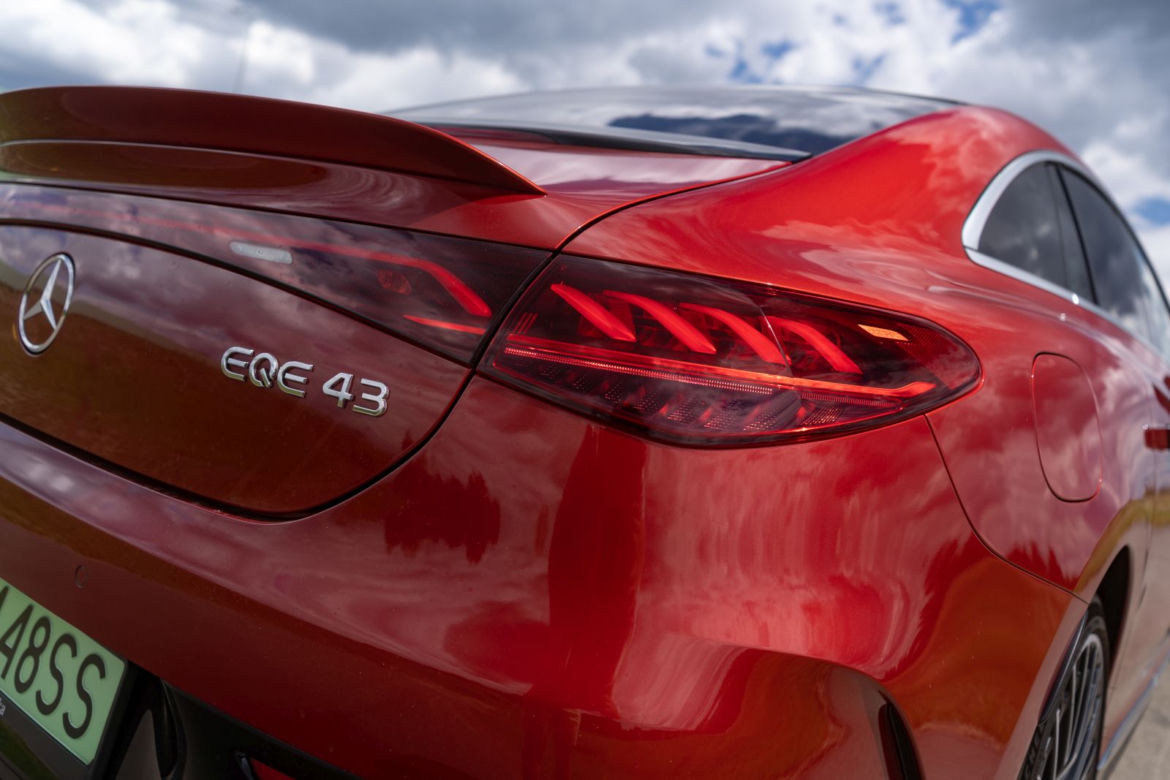 Mercedes-AMG EQE 43 4MATIC