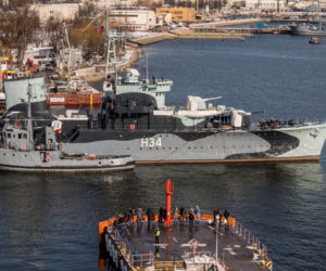 ORP Błyskawica opuściła swoje miejsce przy nabrzeżu w Gdyni