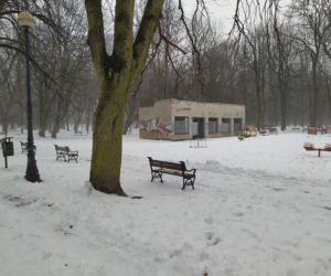 Gdzie mieścił się kiedyś letni teatr? Siedlecki park Aleksandria sto lat temu i w pierwszym tygodniu stycznia 2021: