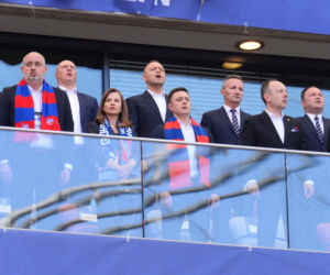 Karol Nawrocki wśród kibiców. Tak wyglądał na meczu