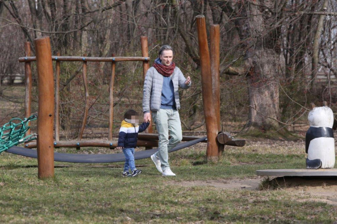Przemysław Stippa Brutal w serialu, czuły tata w realu 