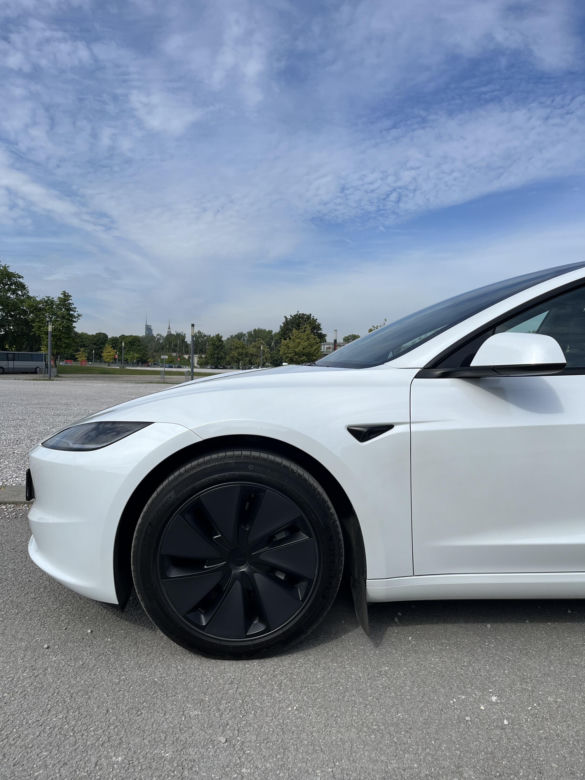 Tesla 3
