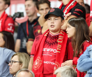 Widzew Łódź - Lech Poznań: Zdjęcia kibiców z meczu 6. kolejki PKO BP Ekstraklasy