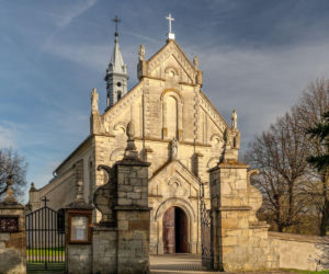 To jedno z najmniejszych miast w Małopolsce. Kiedyś straciło prawa miejskie na wiele lat