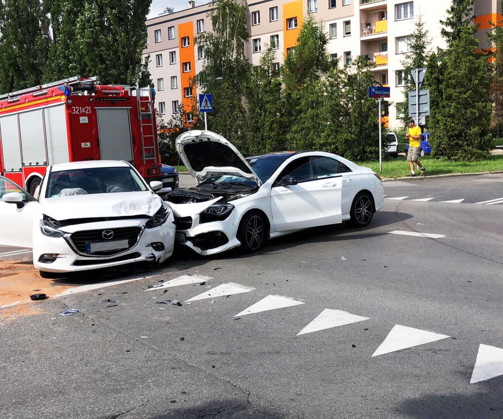 Rzeszów: Kolizja na skrzyżowaniu ulic Mieszka I i Monte Cassino