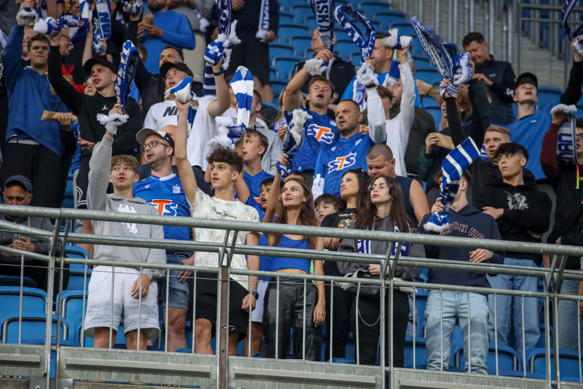 Tłumy kibiców na meczu Lech - Żalgiris