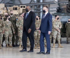 Sekretarz Obrony USA Lloyd Austin z wizytą w bazie wojskowej w Powidzu?