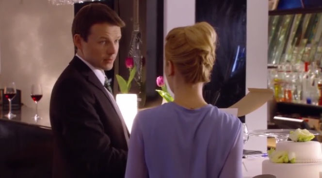 O mnie się nie martw 2 sezon odc. 9. Asia (Aleksandra Domańska), Adam (Lesław Żurek)