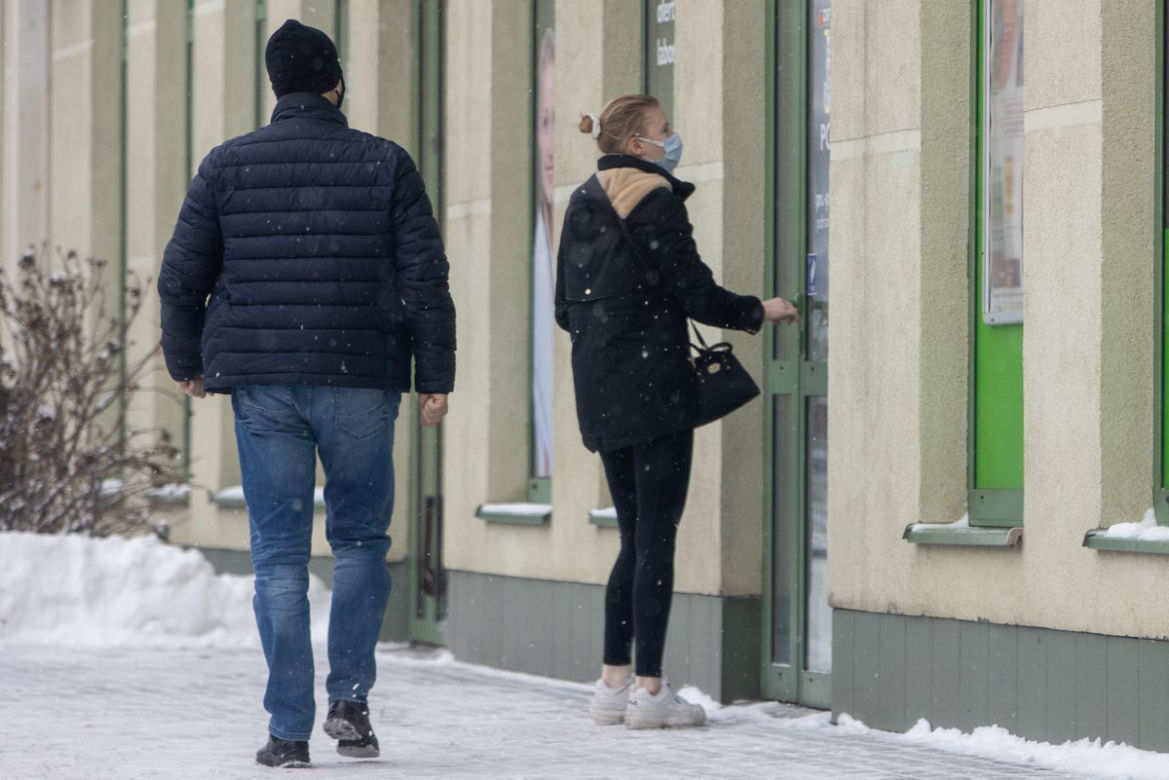 Samodzielne życie pod specjalnym nadzorem