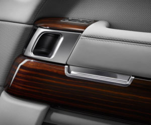 Range Rover SVAutobiography