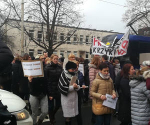 Pracownicy sądów protestują we Wrocławiu