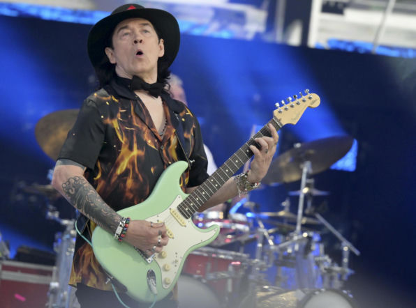 Jeden z największych gitarzystów świata? W Opolu padły mocne słowa na temat Jana Borysewicza